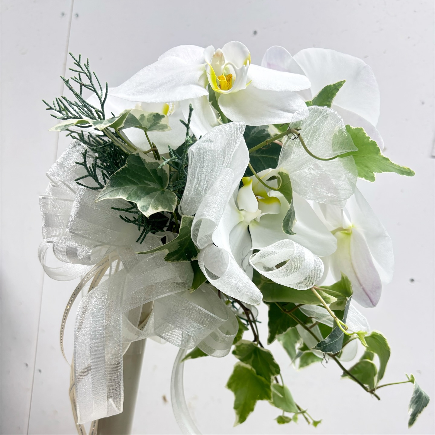 胡蝶蘭のブーケ、ブートニアを作りました！