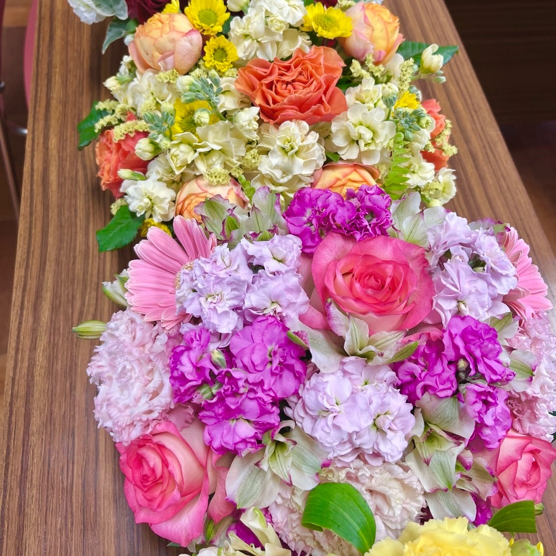 フラワーアレンジメントのご注文もたくさんいただいています( ...